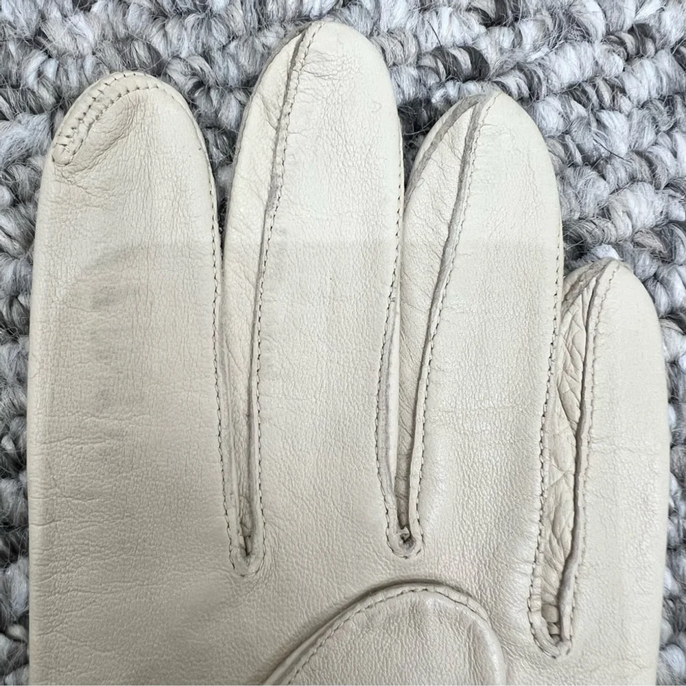 Vtg midcentury beige leather decorative lacing wrist length driving gloves 7 1/2